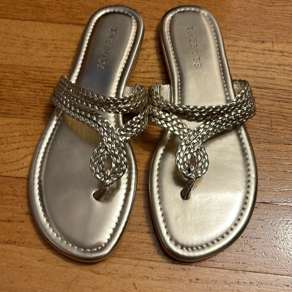 Talbots Flip Flops - Picture 2 of 4